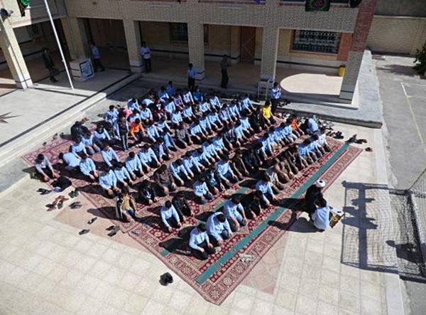 نواخته شدن زنگ نماز در مدارس استان