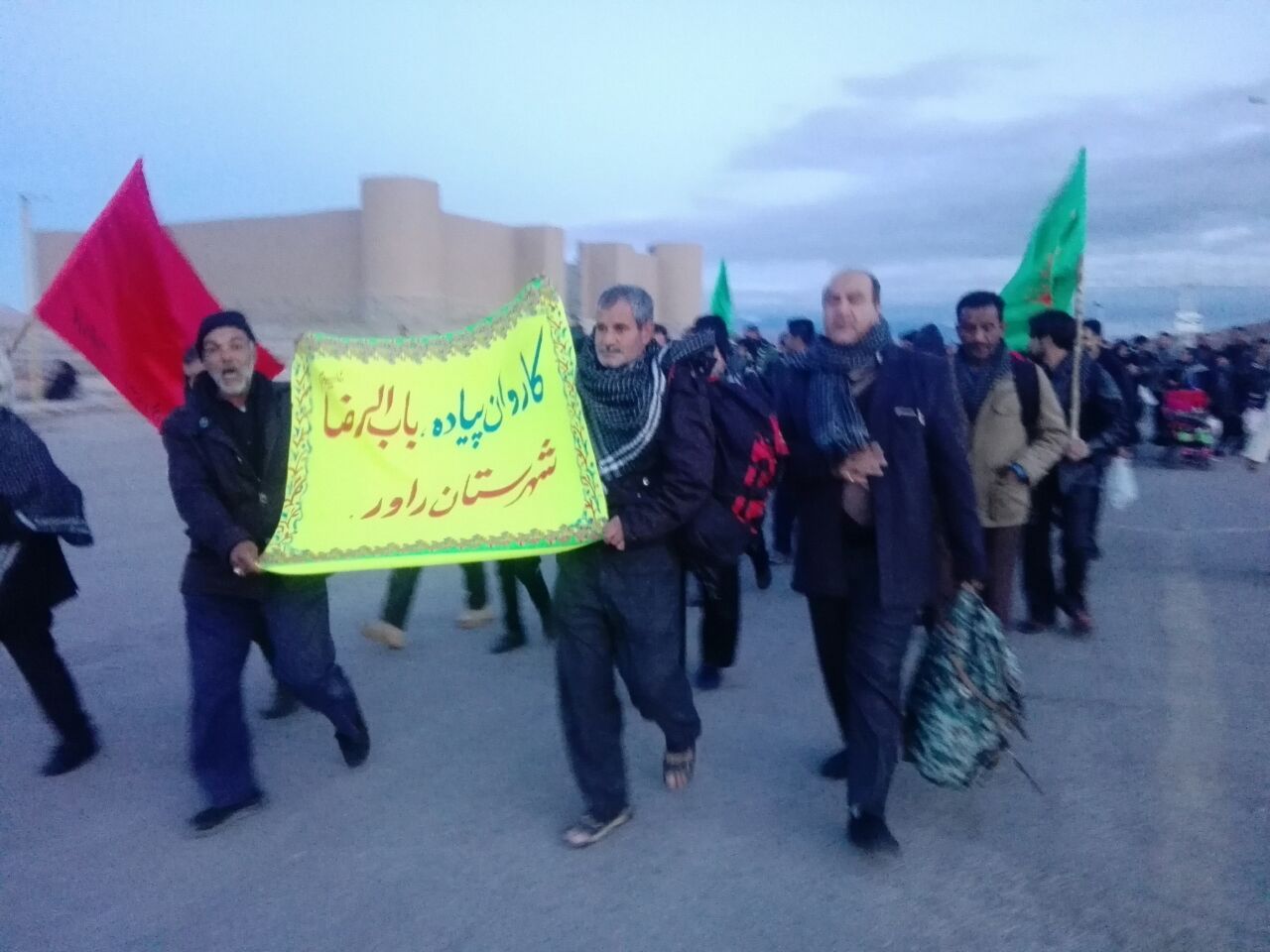 آغاز پیاده روی کاروان باب الرضا راور تا مشهد