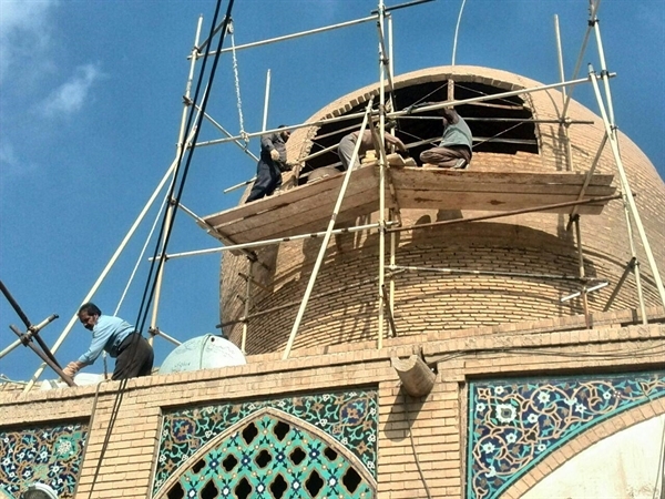 آغاز مرمت گنبد آجری بنای تاریخی شهشهان اصفهان