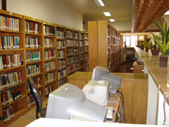وجود 30 هزار نسخه کتاب در کتابخانه های شهرستان