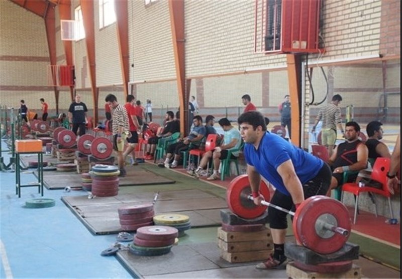 ٧ مدال رنگارنگ حاصل کار وزنه برداران جوان هرمزگانى