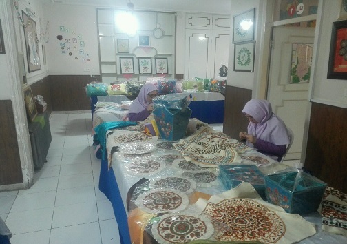 برپایی نمایشگاه صنایع دستی و ترشیجات خانگی در قزوین