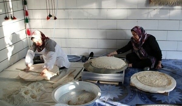 راه اندازی کارگاه تولید نان سنتی با اشتغال ۱۵ نفر در دوگنبدان