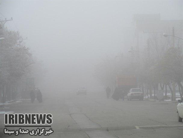 مه گرفتگی و لغزندگی جاده‌های فارس
