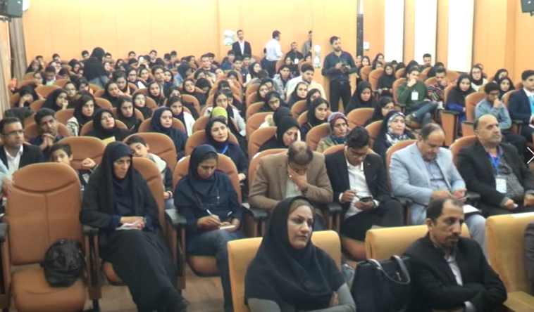 رییس دانشگاه پیام نور استان بوشهر گفت: در نخستین رویداد کار آفرینی نخل و خرما که از امروز در دانشگاه پیام نور بوشهر آغاز شد 80 ایده نو برای کمک به صنعت خرما ارائه شده است.