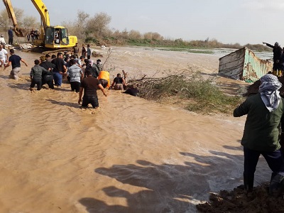 حضور فعال جهادگران خراسان رضوی در کمک به مردم سیل زده گلستان