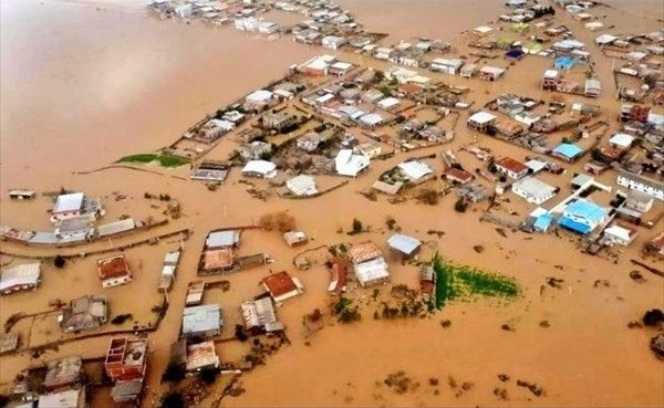 کمک‌رسانی دانشگاه آزاد به سیل‌زدگان لرستان