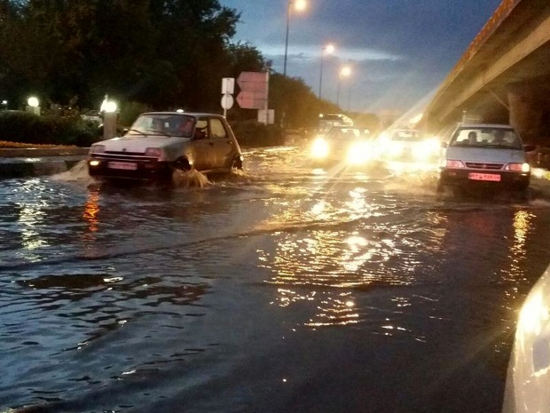 بارندگی در مشهد 30 میلیارد ریال خسارت به جا گذاشت