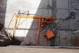 یک کارگر در تایباد بر اثر سقوط از بالابر ساختمان درگذشت