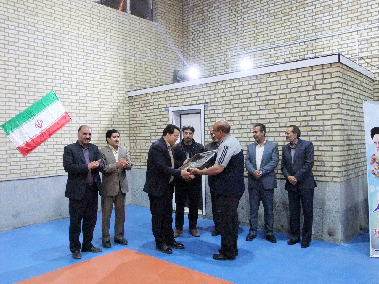 افتتاح نخستین سالن اختصاصی ورزشی ویژه جانبازان در کاشمر