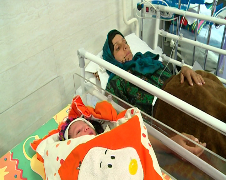 نجات جان مادر بیمار و نوزادش توسط اورژانس هوایی کرمانشاه
