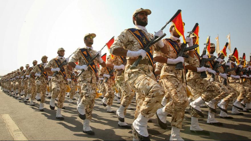 رژه روز ارتش، نشان از اقتدار ارتش ایران