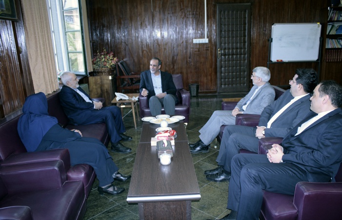 حضور وزیر خارجه در نشست شورای عمومی دانشکده حقوق