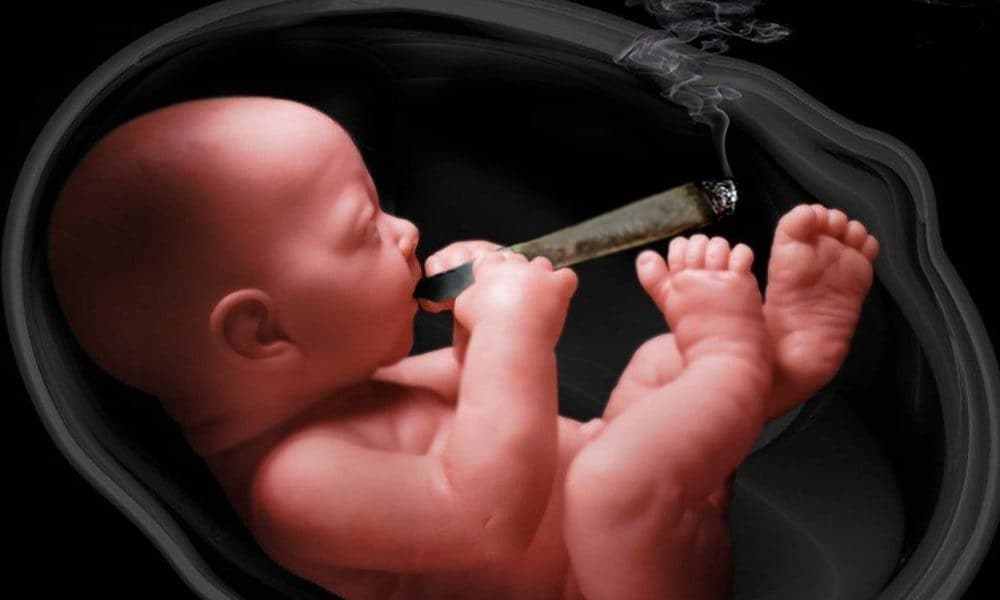 سیگار کشیدن مردان برای جنین از مادران باردار خطرناک تر است