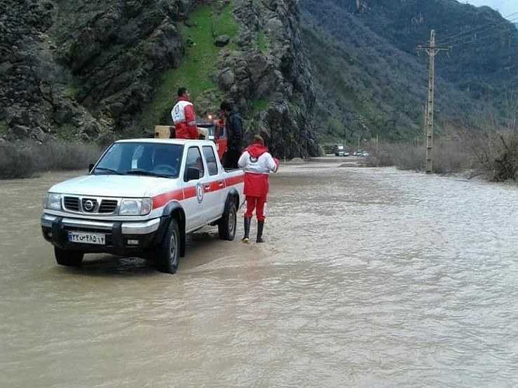 گردشگران از سیلاب روستای حصار مشهد نجات یافتند