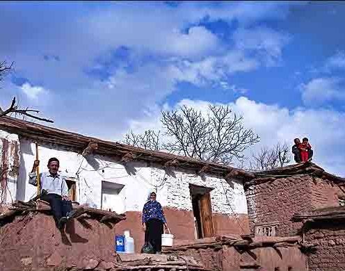 عزم دستگاه‌های اجرایی برای حل مشکلات روستای آکوجان