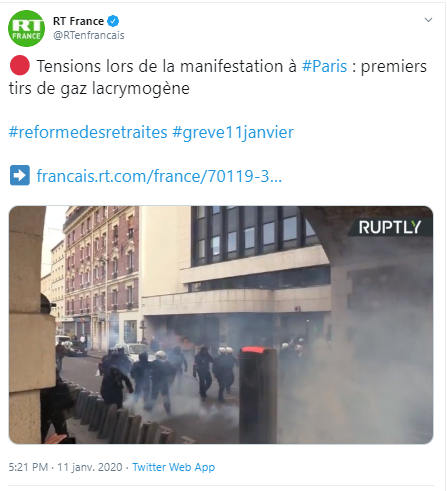 شلیک گاز اشک آور در پاریس