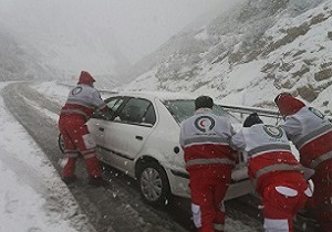 امدادرسانی به هزار و ۳۰۰ خودرو گرفتار در برف و کولاک خراسان رضوی