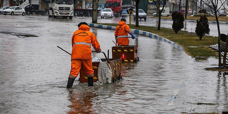 مشکل آب گرفتگی 129 نقطه از شهر مشهد تا پایان سال رفع می شود