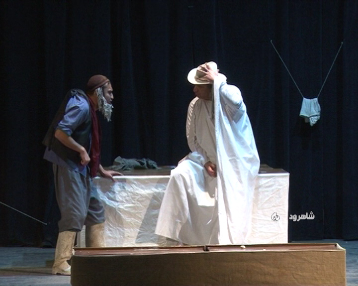 اجرای نمایش والس مرده شوران در شاهرود