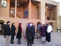 بازدید گردشگران از بیت تاریخی امام (ره) در خمین