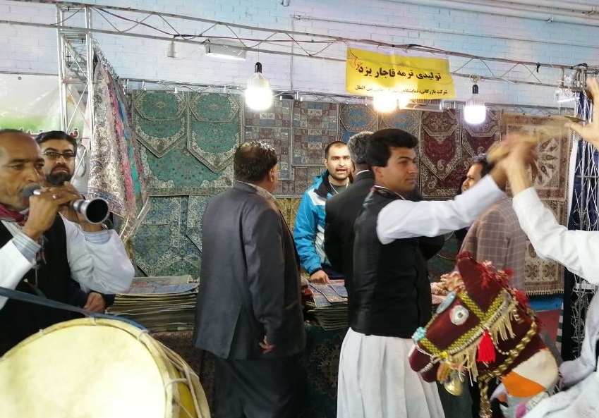 گشایش نمایشگاه ملی صنایع دستی و سوغات در کاشمر