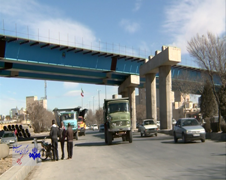 ساخت بزرگترین عرشه پل استان مرکزی در شرکت آذرآب