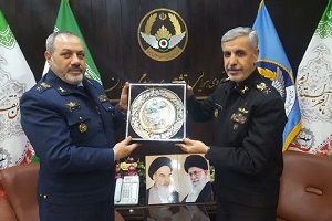 امیر دریادار موسوی روز نیروی هوایی را تبریک گفت