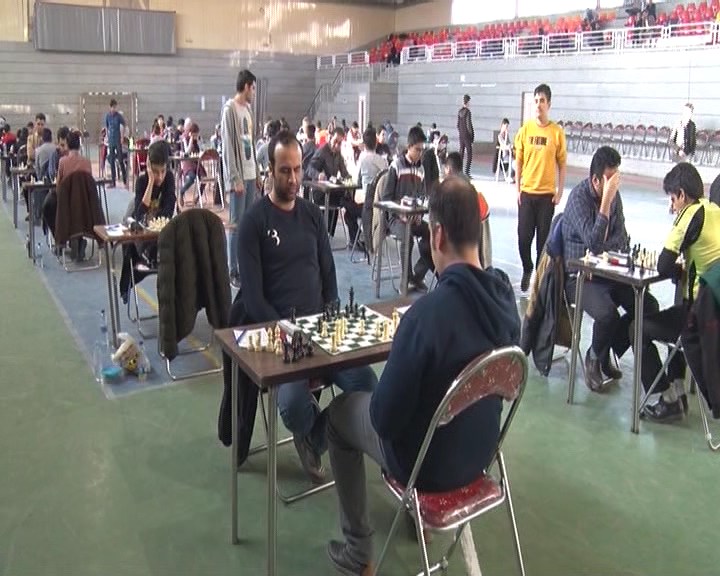 چهارمین دور مسابقات شطرنج کشوری جام کریم خان زند