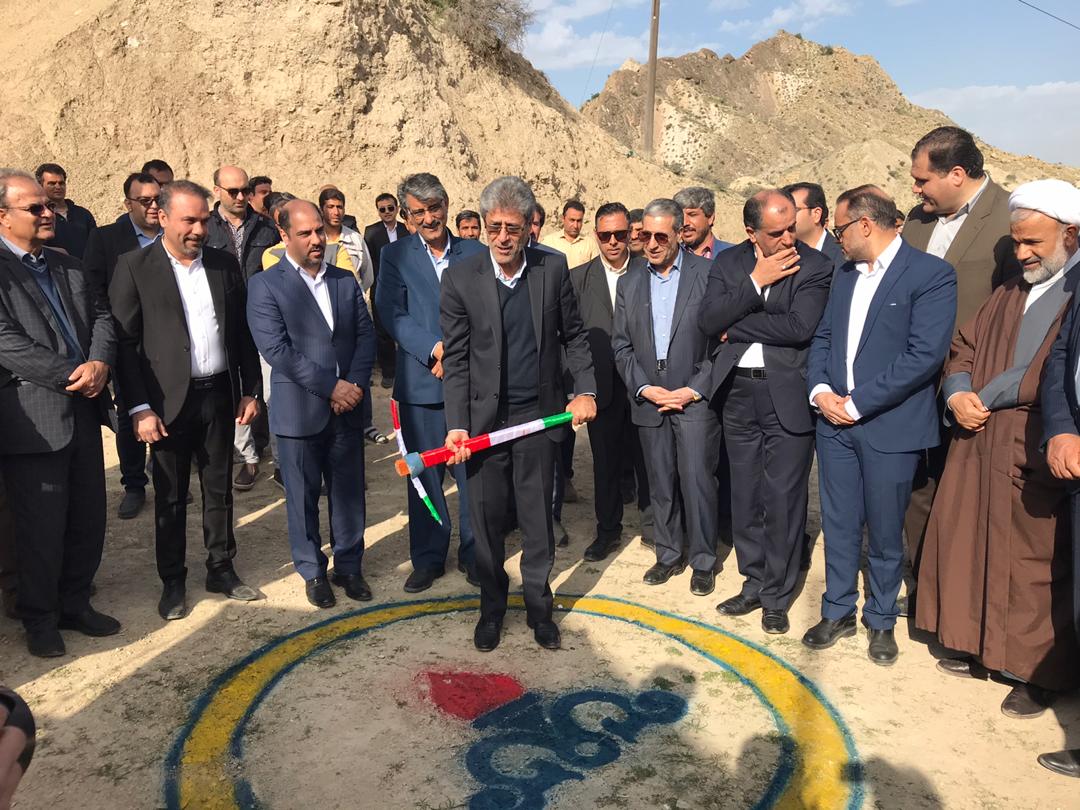 افتتاح یا آغاز عملیات اجرایی ده‌ها طرح در دشتستان
