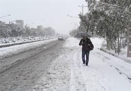 سردرگمی والدین دانش آموزان با بارش برف در یاسوج