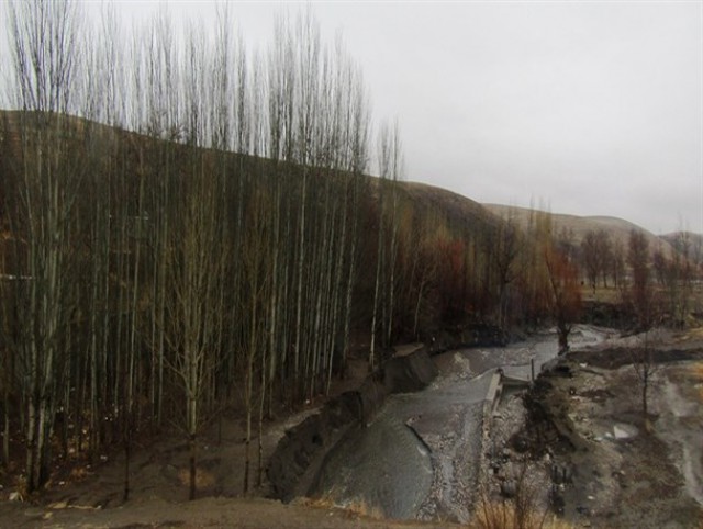 آسمان فارس ابری همراه با بارش باران