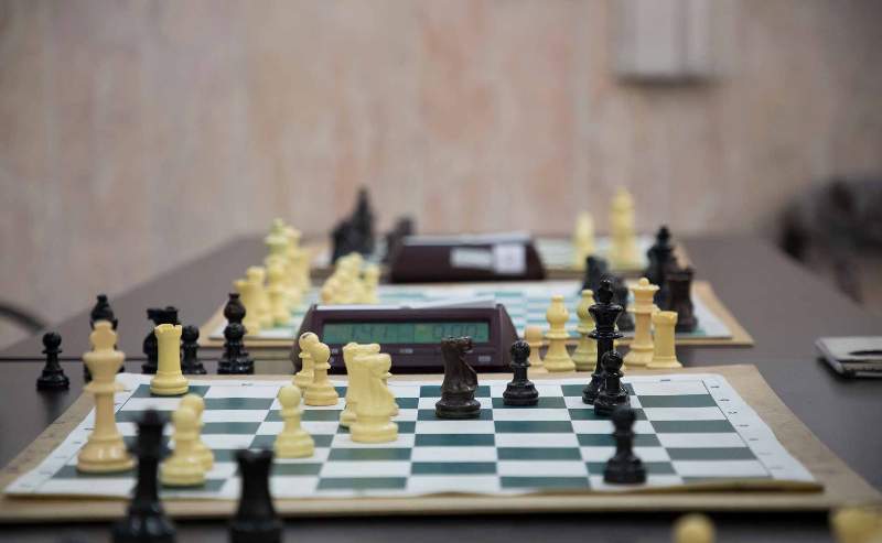 حضور دو شطرنج باز ناشنوای خراسان شمالی در مسابقات قهرمانی کشور
