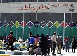 اجرای آزمایشی طرح حذف جارچیان و فروش بلیت در پایانه امام رضا(ع) در مشهد
