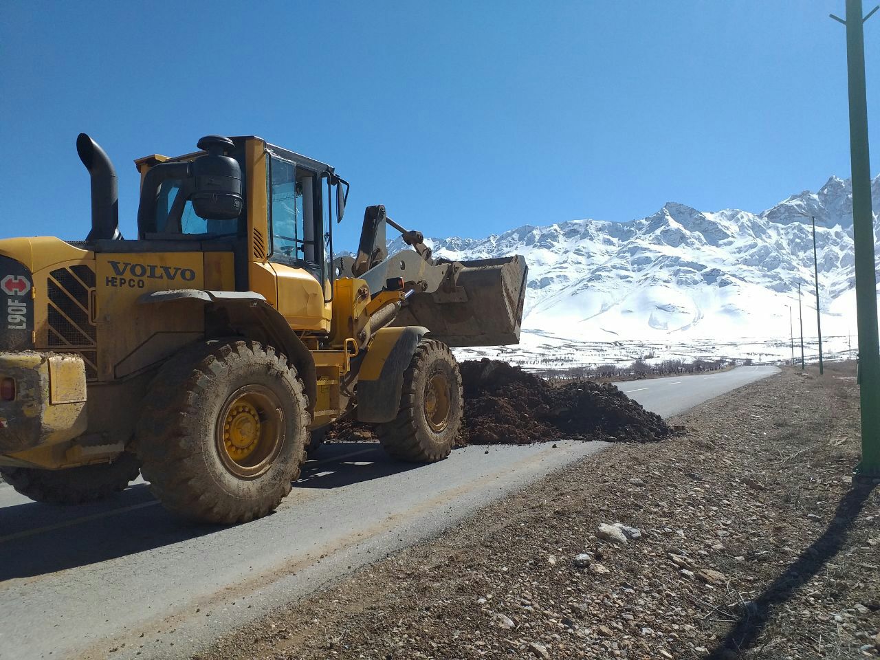 مسدود شدن  مسیر منتهی به منطقه گردشگری افوس