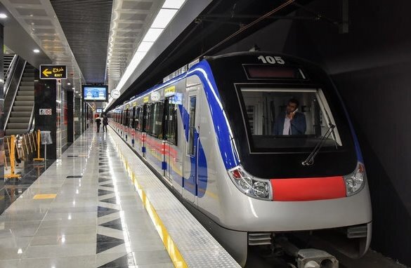کاهش چشمگیر تردد با مترو در شیراز