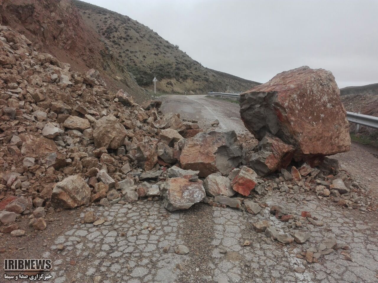 انسداد مسیر روستای سولدی بخش قوشخانه شیروان