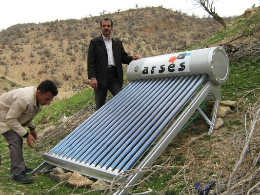 نصب 92 آبگرمکن خورشیدی در روستاهای لردگان