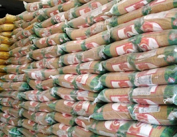 کشف 24 تن برنج احتکار شده در شیراز