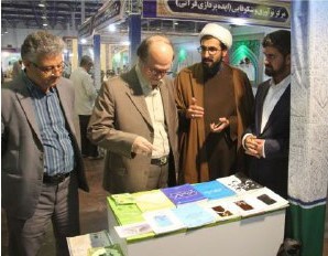 نمایشگاه بهترین فضا برای ارائه ظرفیتهای قرآنی مشهد است