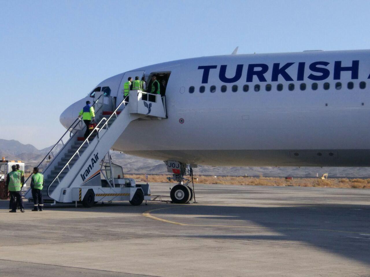 فرود اضطراری هواپیمای ترکیش ایر لاینز در مهرآباد