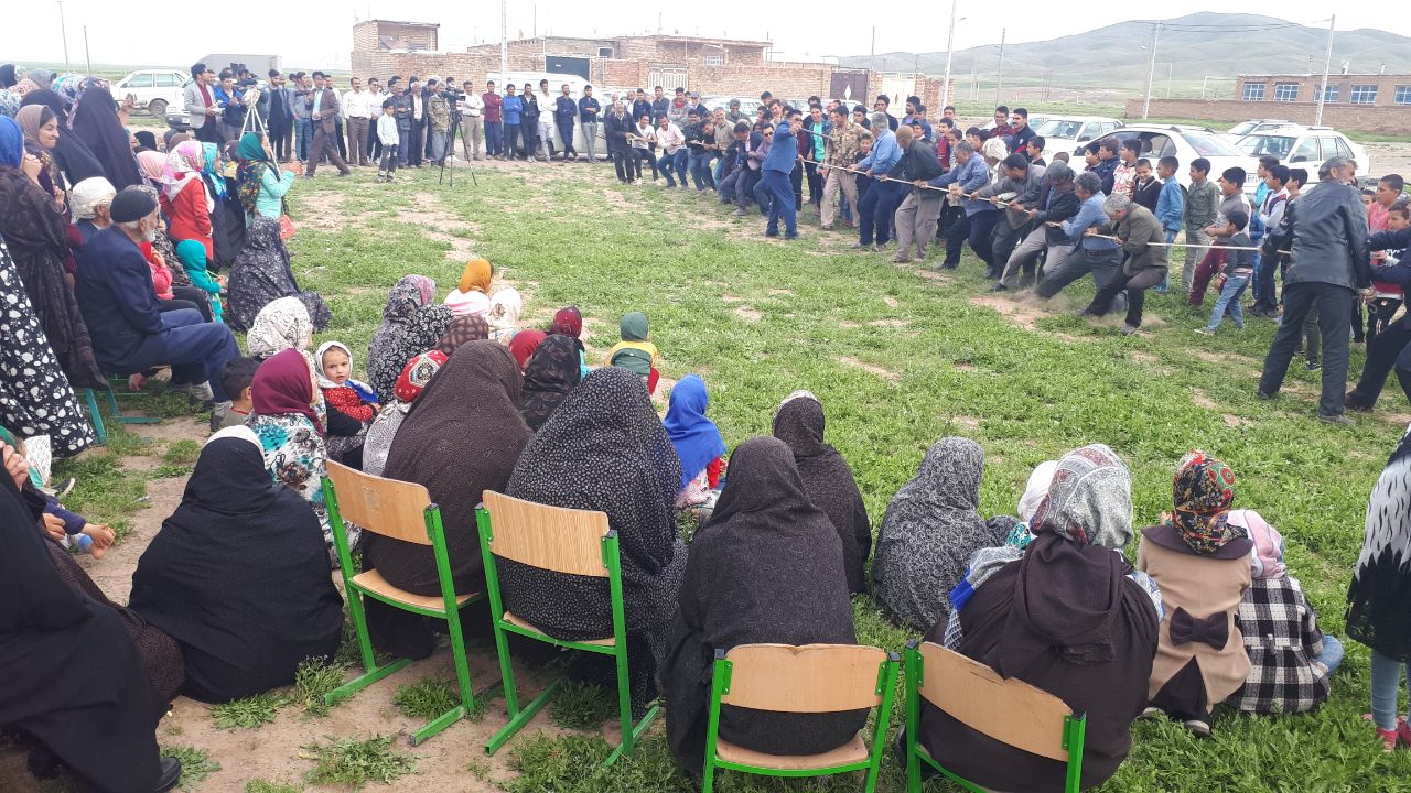 برگزاری مسابقات بومی محلی در شهرستان خوشاب