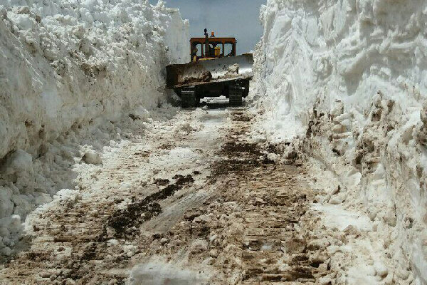 آغاز بازگشایی گردنه سپارده الموت