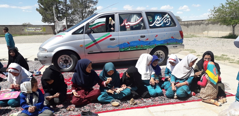 فرهنگسرای سیار در شهرستان بردسکن راه اندازی شد