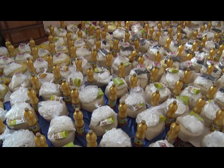 توزیع هزار بسته موادغذایی ویژه مددجویان بهزیستی در تایباد