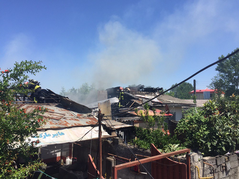 آتش سوزی3 خانه در رشت