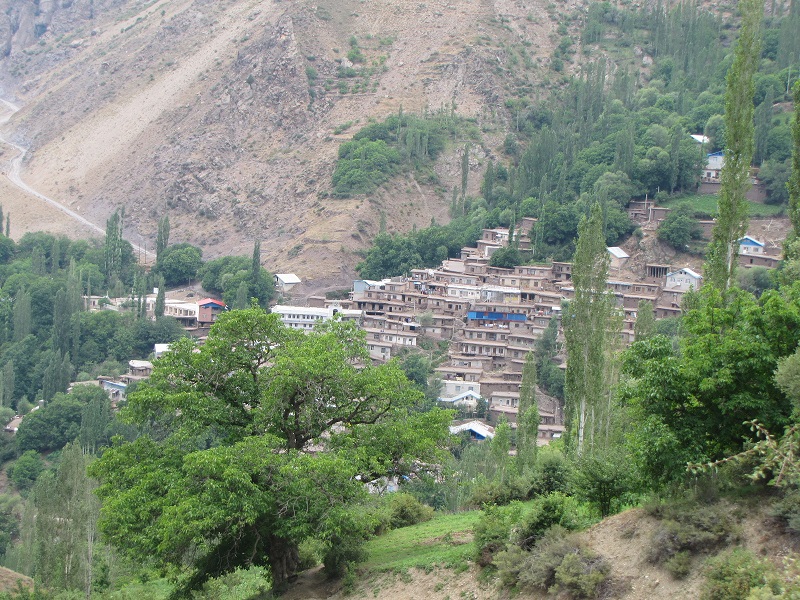 احداث جاده روستای کلایه بخش الموت شرقی