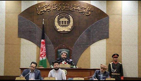 اعتراض سنای افغانستان به پنهان کاری نماینده آمریکا