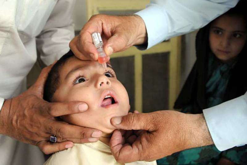 انجام مرحله دوم واکسیناسیون فلج اطفال در تربت جام
