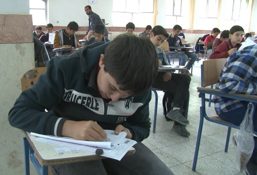 رقابت 685 دانش آموز آبادانی در آزمون استعدادهای درخشان